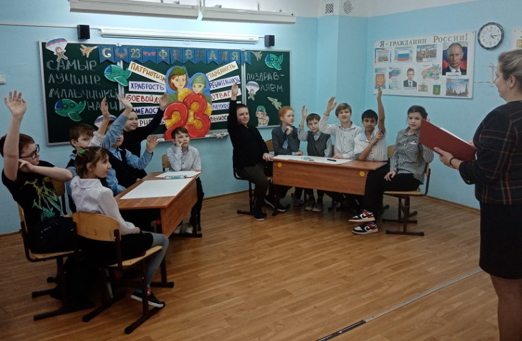 "Есть такая профессия - Родину защищать".