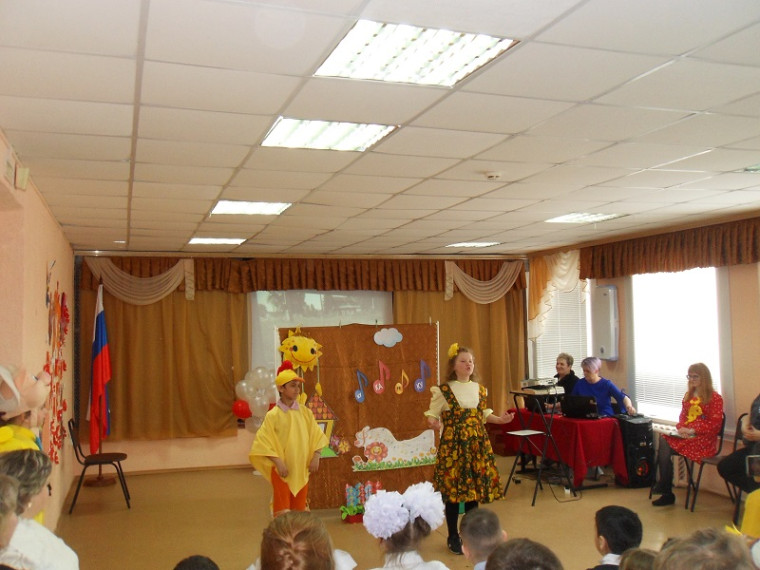 Праздничный концерт.