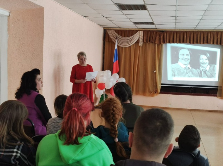 «От южных морей до полярного края».